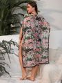 SHEIN Swim Vcay Plus Size Random Floral Print Batwing Sleeve Cover Up