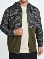 SHEIN Extended Sizes Men Plus Camo Print Zip Up Hoodie