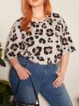 SHEIN CURVE+ Plus Size Women's Leopard Print T-shirt