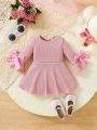 SHEIN Baby Girls' Basic Comfortable Bell Sleeve Pink Dress For Home And Leisure