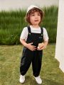 SHEIN Kids EVRYDAY Young Boys' Round Neck Short Sleeve Shirt And Pocket Overalls Two Piece Set, Casual And Comfortable