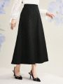 SHEIN Modely Solid Color Skirt For Women