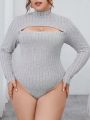 SHEIN Essnce Women'S Plus Size Solid Color Ribbed Knit High Collar Hollow Out Bodysuit