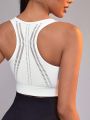 Yoga Basic Sports Bra For A Beautiful Back