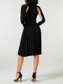 DSWANN Turtleneck Cut Out Shoulder Pleated Hem Dress