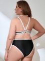 SHEIN Swim Chicsea Plus Size Colorblock Swimsuit With Trim