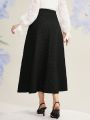 SHEIN Modely Solid Color Skirt For Women