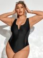 SHEIN Swim BAE Plus Size Mesh Splicing Zip One-Piece Swimsuit