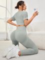 Yoga Trendy Seamless Short Sleeve Crop Top And Leggings Workout Set