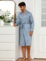 Men Checker Jacquard Dual Pockets Belted Robe