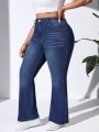 SHEIN Essnce Plus Size Women's Casual Mid-Rise Slim Fit Denim Bell-Bottoms With Embroidery Back Pockets