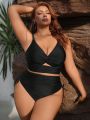 SHEIN Leisure Plus Size Hollow Out Swimsuit Top With Twisted Detail