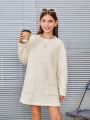 SHEIN Kids EVRYDAY Girls' Knitted Solid Color Plush Round Neck Loose Casual Dress