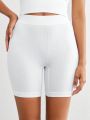 SHEIN Leisure Ladies' Seamless Solid Color Safety Shorts
