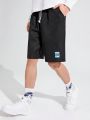 SHEIN Teenage Boys' Drawstring Waistband Shorts With Patch Detailing