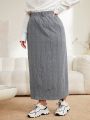 SHEIN Mulvari Plus Size Knitted Wavy Pattern A-line Skirt