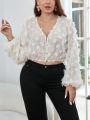 SHEIN Privé Plus Size Jacquard Floral Lantern Sleeves Cropped Blouse