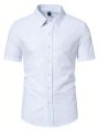 Manfinity Mode Men's Plain & Simple Short-sleeved Shirt