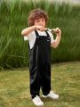 SHEIN Kids EVRYDAY Young Boys' Round Neck Short Sleeve Shirt And Pocket Overalls Two Piece Set, Casual And Comfortable