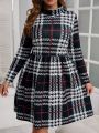 SHEIN LUNE Plus Size Plaid Stand Collar Dress