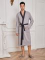 Men Contrast Trim Dual Pockets Belted Lounge Robe