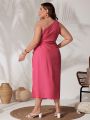 SHEIN VCAY Plus Size Women's Single Shoulder High Slit Maxi Dress