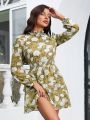 SHEIN Privé Random Printed Long Sleeve Shirred Collar Dress