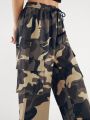 Forever 21 Ladies Camouflage Workwear Style Pants With Pockets For Streetwear Casual Look