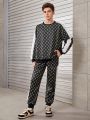 SHEIN Teen Boy Allover Print Contrast Side Seam Pullover & Sweatpants