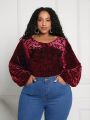 SHEIN CURVE+ Plus Size Jacquard T-Shirt With Woven Lantern Sleeves