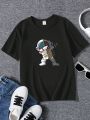 1pc Fashionable Funny Astronaut Pattern Printed Basic Round Neck Short Sleeve T-shirt For Boys