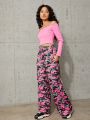 SHEIN Teen Girls' Off Shoulder T-shirt And Camo Side Pocket Long Pants Two Piece Outfits