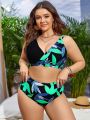 SHEIN Swim Vcay Plus Size Women's Two-piece Swimsuit With Leaf Pattern