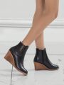 Women's Black Bohemian Style Outdoor Anti-slippery Pointed Toe 7cm Wedge Heel Thick Bottom Ankle Boots For Autumn And Winter