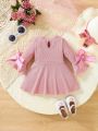 SHEIN Baby Girls' Basic Comfortable Bell Sleeve Pink Dress For Home And Leisure