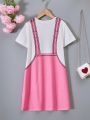 SHEIN Kids EVRYDAY Cat And Pinafore Pattern Print Short Sleeve Dress