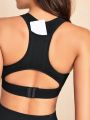 Women's Sports Bra With Back Buckle