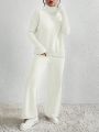 SHEIN Essnce 2pcs/set Solid Color Sweater Suit