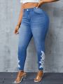 Plus Size Slim Fit Jeans With Floral Embroidery