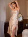 Women's Solid Color Simple And Elegant Nightgown