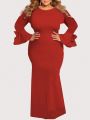 Women's Plus Size Solid Color Round Neck Bell Sleeve Dress