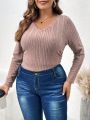 SHEIN LUNE Plus Size Solid Color Long Sleeve V-neck T-shirt