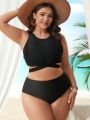 SHEIN Swim Basics Plus Size Women'S Cross-Tie Swimsuit Top