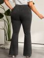 SHEIN LUNE Plus Size Women's Flared Jeans