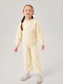 SHEIN Little Girls' Casual Round Neck Long Sleeve Sweater And Knitted Pants 2pcs/set