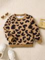 SHEIN Kids EVRYDAY Girls (small) Love Printed Round Neck Sweatshirt