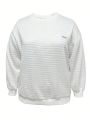 Women's Plus Size Textured Crew Neck Sweatshirt