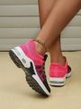 Women's Sports Shoes