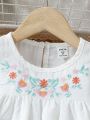 SHEIN Kids SUNSHNE Young Girl Botanical Embroidery Ruffle Short Sleeve Blouse