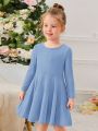 SHEIN Kids EVRYDAY Young Girl Solid Round Neck Dress